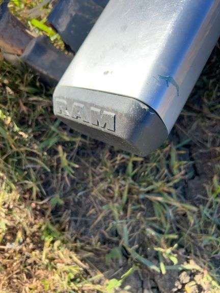 87” Dodge running boards - no hardware