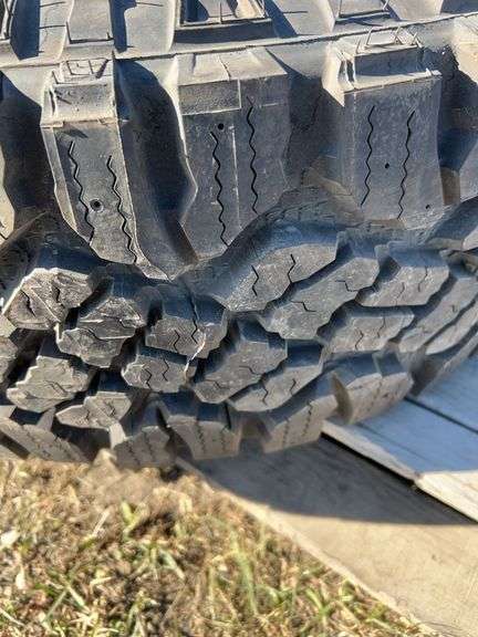 Goodyear Wrangler tire LT285/70R17