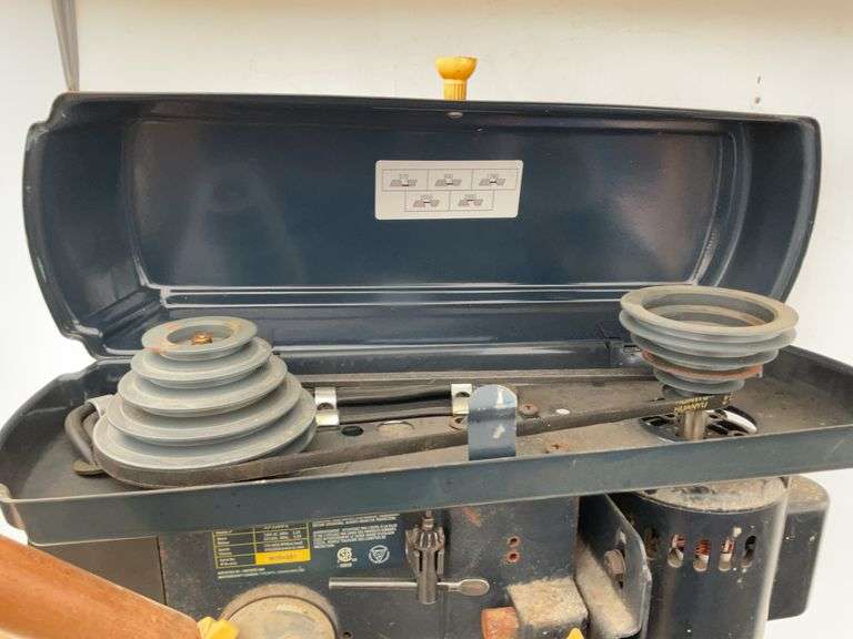 Mastercraft table top drill press comes with vice and laser