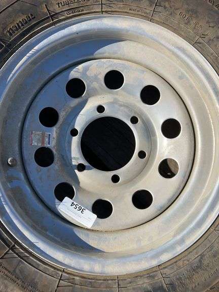 Trailer tire/rim ST225/75R15