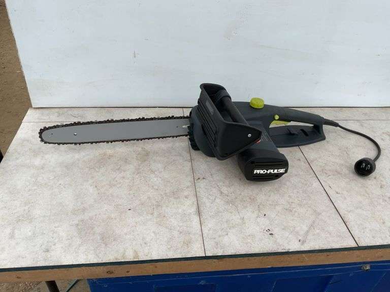 Pro-fuse electric chainsaw good working condition
