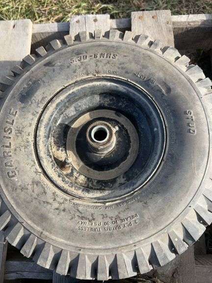 Pair of tires/rims 5.30-6NHS