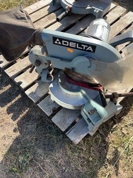 Delta 10” mitre saw - owner says works
