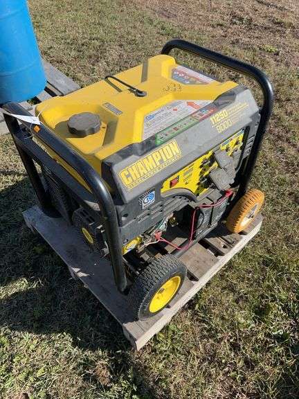 Champion 9000 watt generator- owner says runs but generator DOES NOT WORK