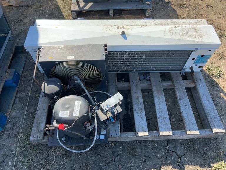 Pallet with cooling unit - condition unknown