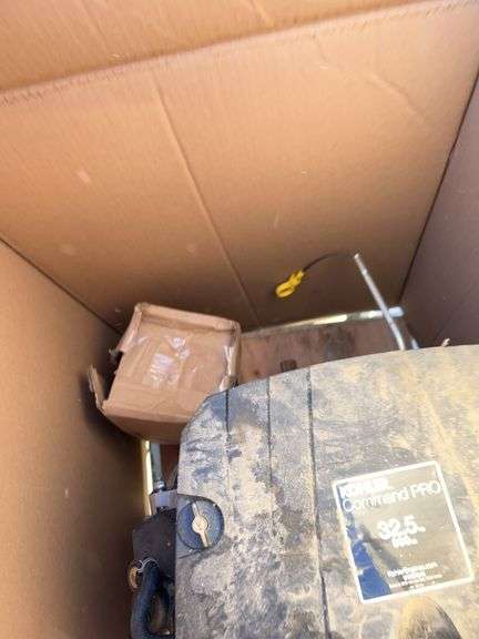 UNUSED KOHLER Command Pro 32.5hp motor