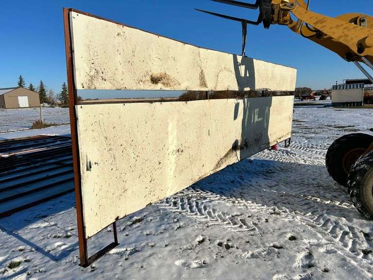 Elk panels 24’x7-1/2’ Set of 4 - some minor damage