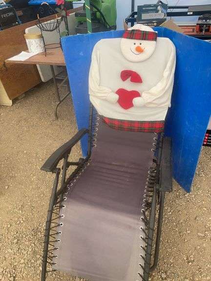 Six chair cover snowman, quantity of Christmas doilies etc.