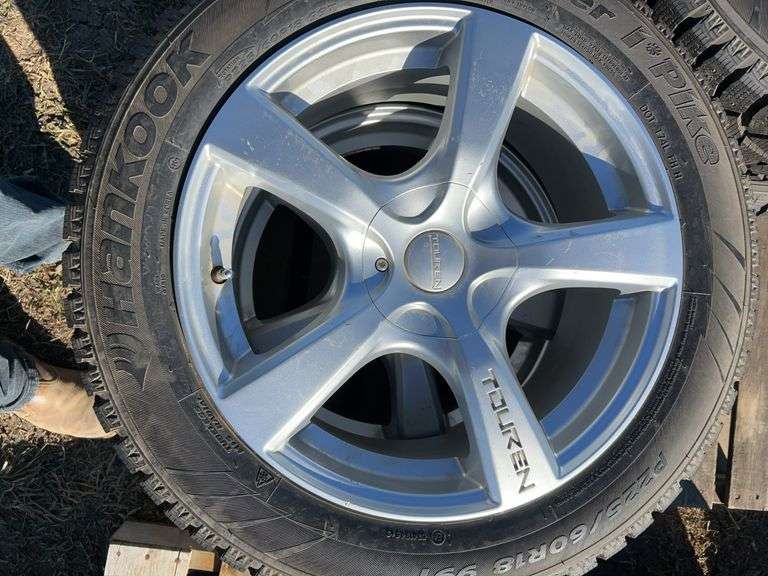 4 TOUREN winter tires/rims will fit 2021-25 Grand Caravan & 2012-20 Dodge Journey P225/60R18