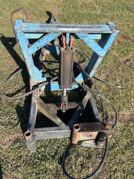 Allied 9’ Dozer blade (came off JD 4020)