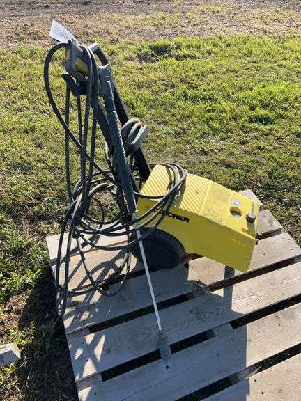Karcher 220v pressure washer - owner says works