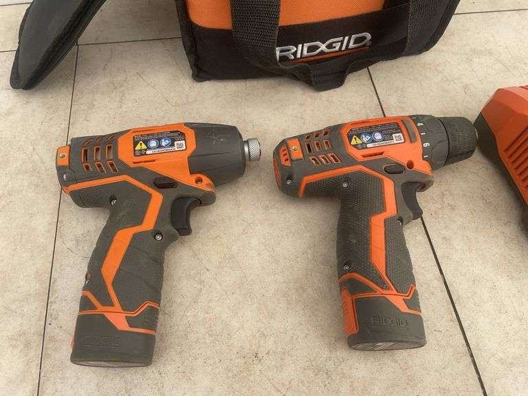 Rigid 12 V impact cordless screwdriver, 12 V cordless drill, comes with charger and two batteries wo