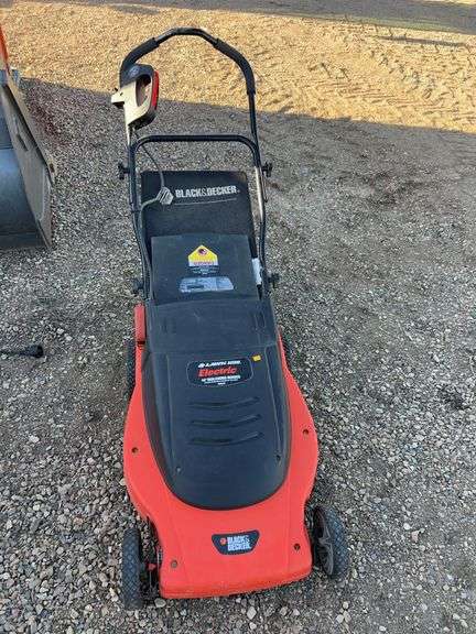 Black & Decker electric mower