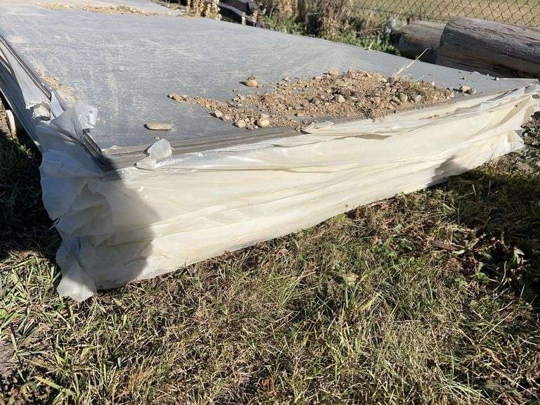 Qty of Hardie siding sheets (1 pallet)