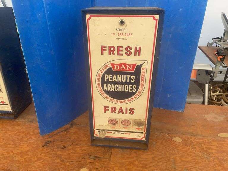 Vintage Dan peanut dispenser for restoration or display