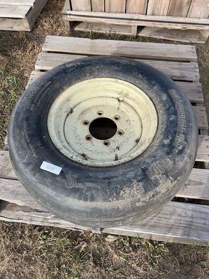 Implement tire/rim 32x11.5-15 - holding air