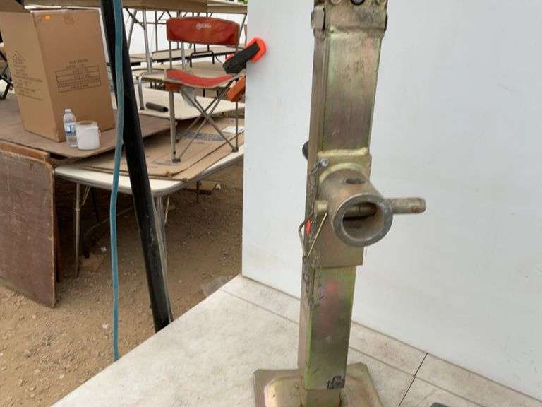 5000 lb sidewind implement jack and the 2" trailer ball hitch