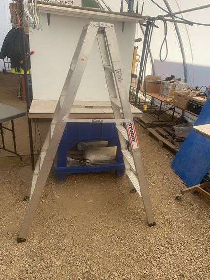 6' sturdy aluminum step ladder
