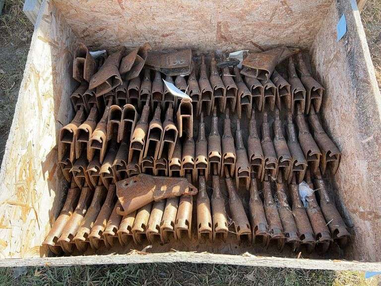 Qty of Bourgault PHD seed boots - approx 73