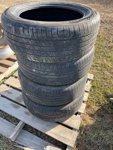 4 Nexen tires 215/55R17