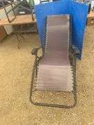 Zero-Gravity lawn chair
