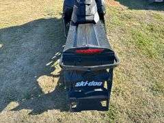 2014 Ski-Doo Summit SP E-TEC 800