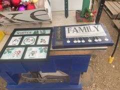 Miscellaneous Christmas decorations