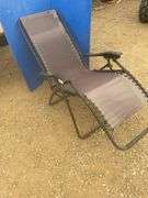 Zero-Gravity lawn chair