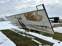 Elk panels 1 @ 24’x7’, 1 @ 24’x7-1/2’, 1 Gate 24’x8’