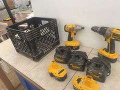 Working DeWalt 18 V cordless drill and a cordless screwdriver impact, comes with three chargers and 
