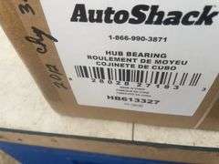 A pair of AutoShack hubs for 2012 Chrysler 300