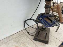 Mastercraft table top drill press comes with vice and laser