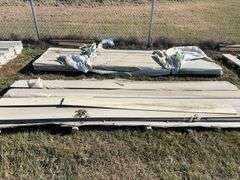Qty of (2 pallets)) Hardie siding WHITE