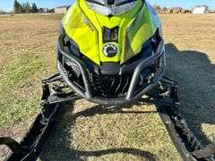 2014 Ski-Doo Summit SP E-TEC 800