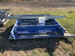 8 scaffold sections & 8 cross members