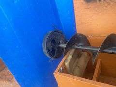 Jeffy Model 30 - 8" gas driven ice auger, starts and run nice, comes with extension and box