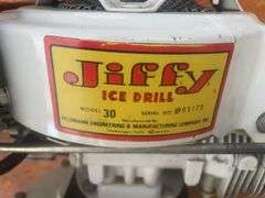 Jeffy Model 30 - 8" gas driven ice auger, starts and run nice, comes with extension and box