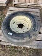 Implement tire/rim 32x11.5-15 - holding air