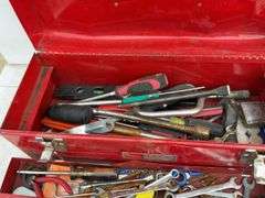 Craftsman 19" metal toolbox, comes with miscellaneous tools and 2 5/16" trailer ball