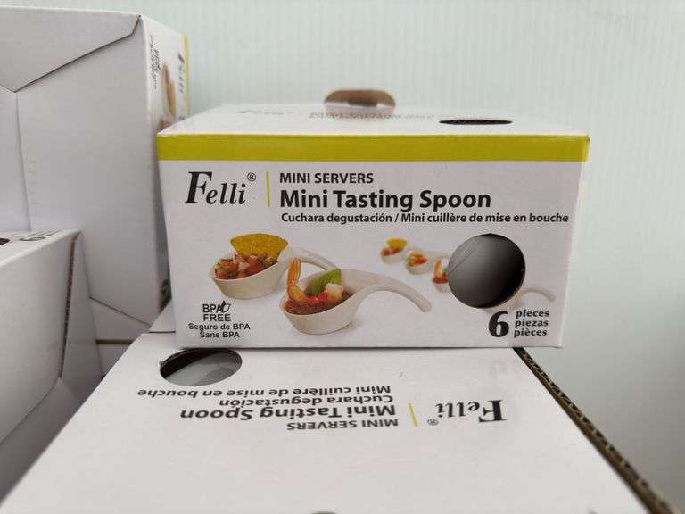 Qty of mini cylinder dishes, mini tasting spoons, waffle cups