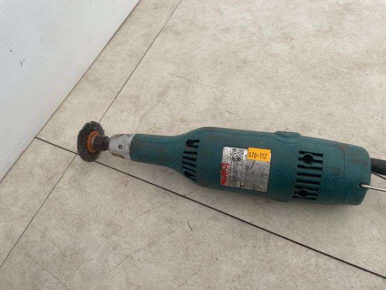 5" Makita angle grinder, Makita electric dye grinder - both working