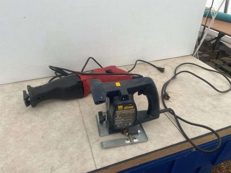 Hardly used Skil reciprocating saw, working WEN saw