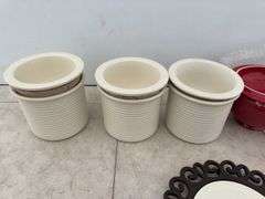 2 soup bowls, 3 canisters, live love laugh sign