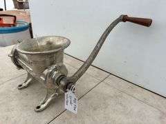 Meat grinder #32 w fine & coarse blades