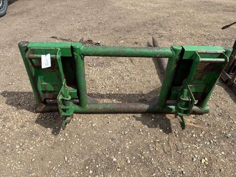 John Deere 720 bale fork - quick attach