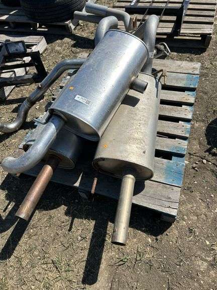 Quantity of mufflers believed to be from Fords
