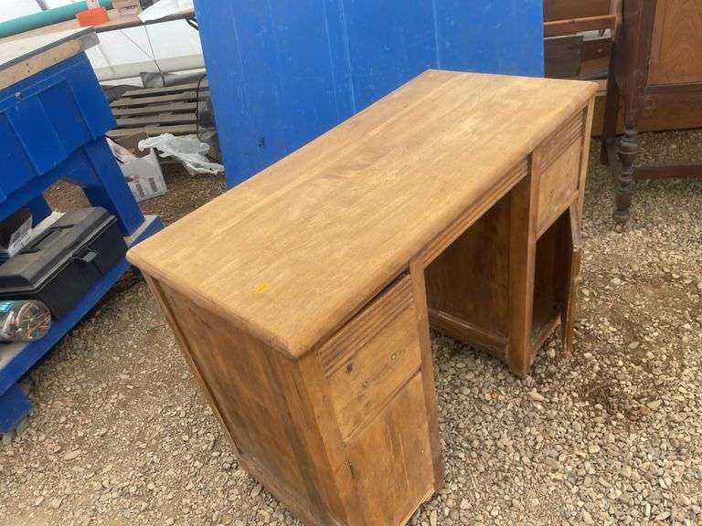 Vintage desk measures 36 1/2" long x 17" deep x 28" high - need some TLC