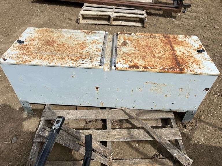 Gull wing truck box - 54"L x 18.5"W x 21"T NO KEYS