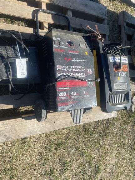 Pallet of UNTESTED battery chargers