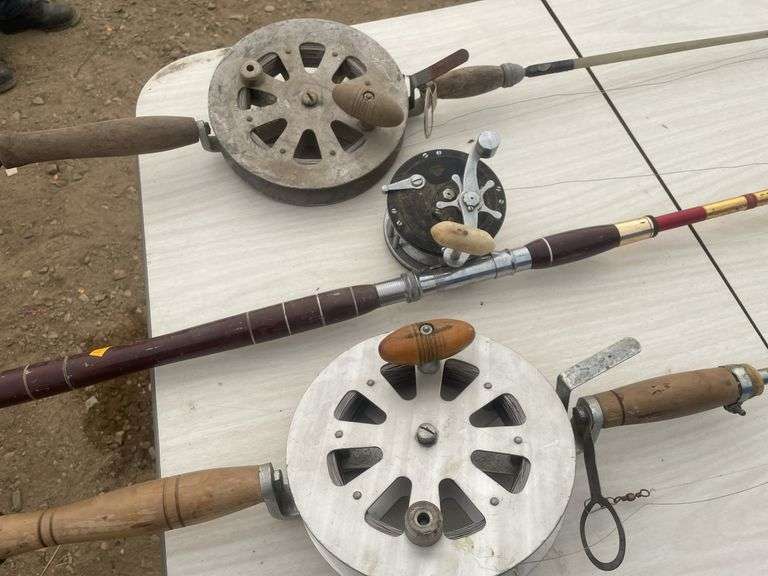 3 deep water fishing rods - comes with steel line